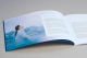Página de resumen del informe sobre las iniciativas de las aerolíneas realizado por Amadeus y con diseño editorial de Cocota Studio.